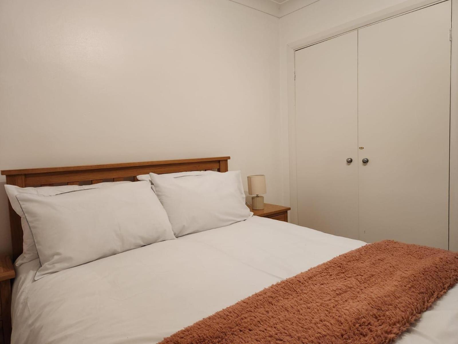 D Elmdon Homestay Shared 4 Bedrooms เบอร์มิงแฮม ภายนอก รูปภาพ